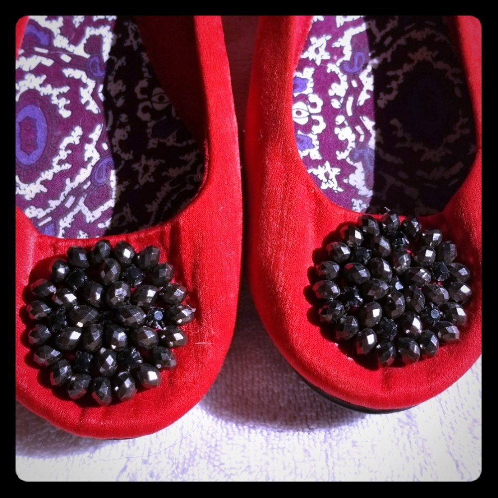 NWOT Red embellished ballet flats
